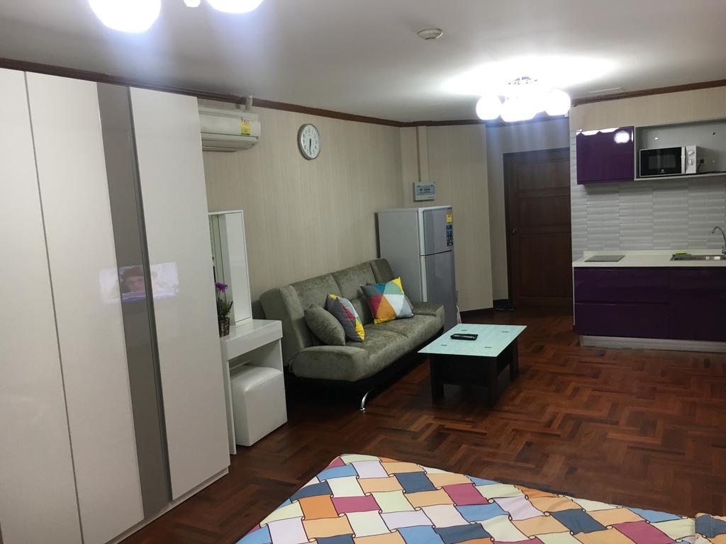 Sky Beach Apartment Патая Екстериор снимка