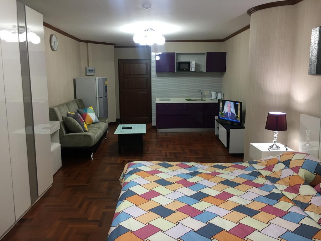 Sky Beach Apartment Патая Екстериор снимка