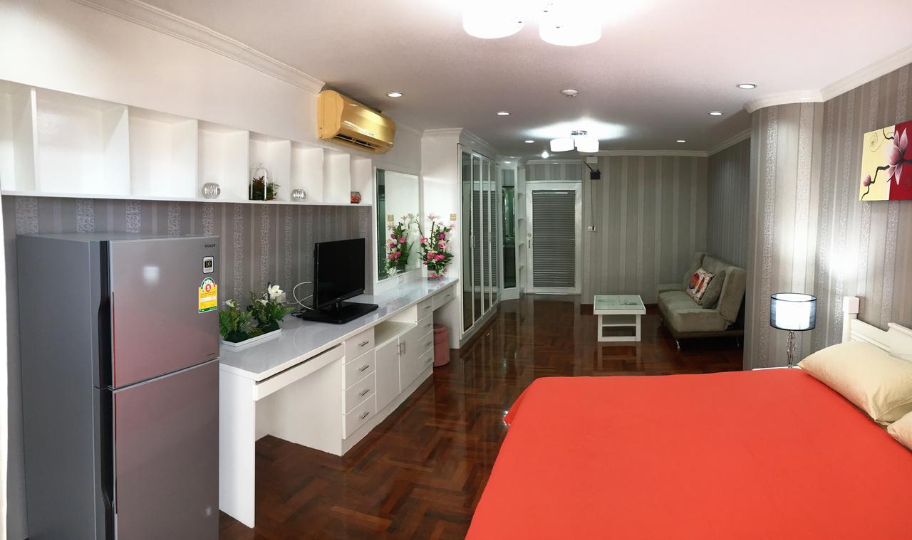 Sky Beach Apartment Патая Екстериор снимка