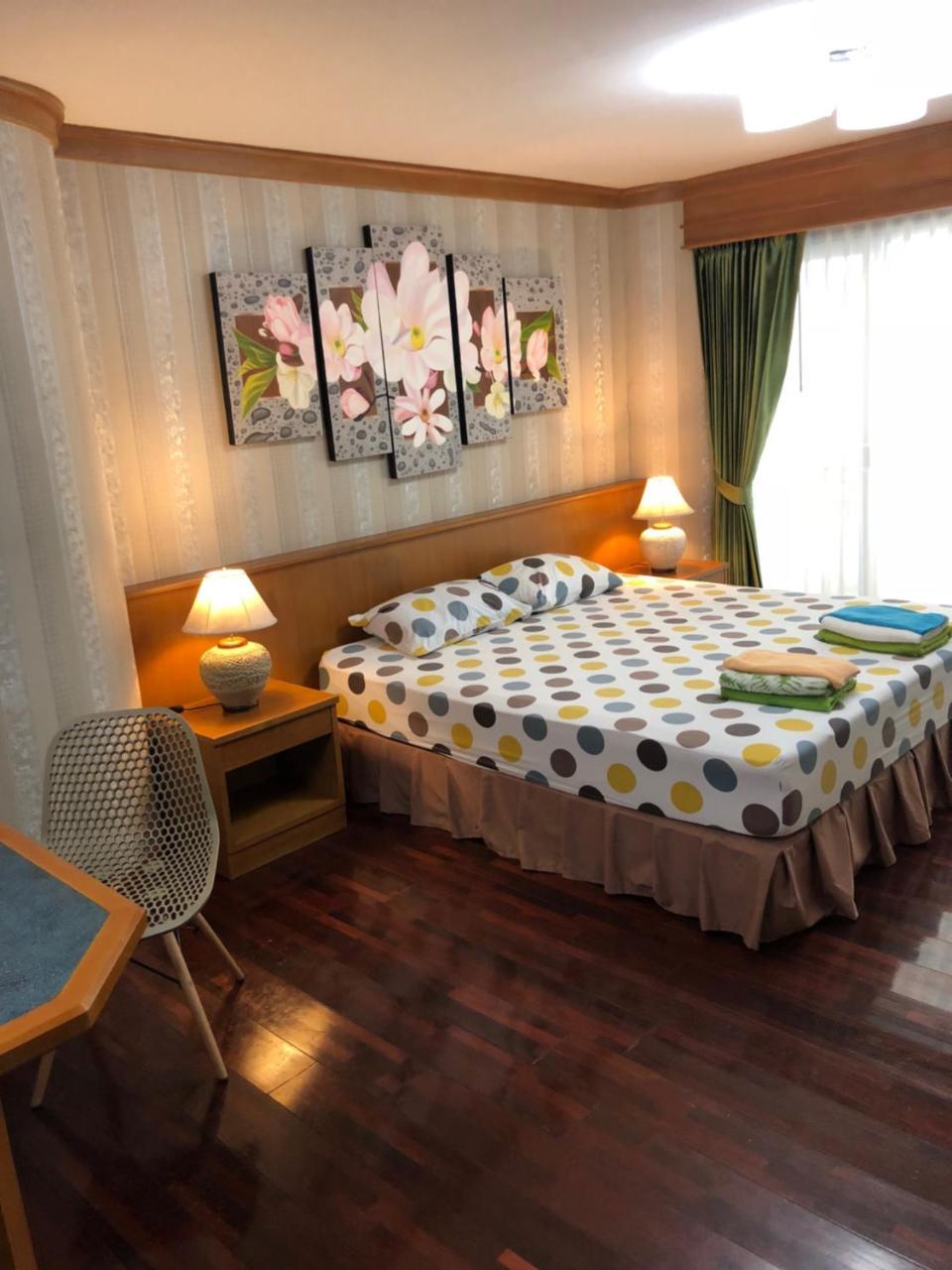 Sky Beach Apartment Патая Екстериор снимка