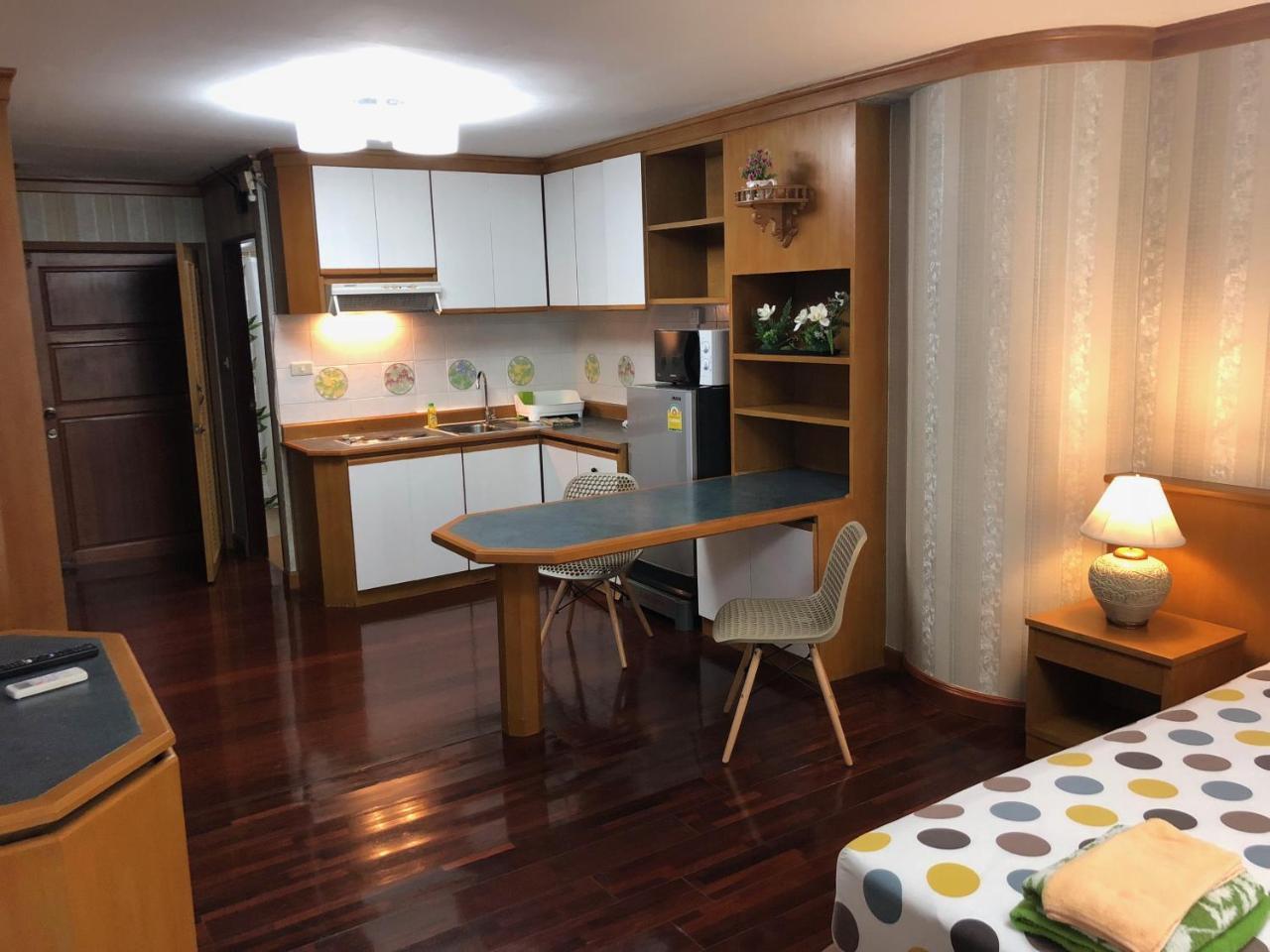Sky Beach Apartment Патая Екстериор снимка